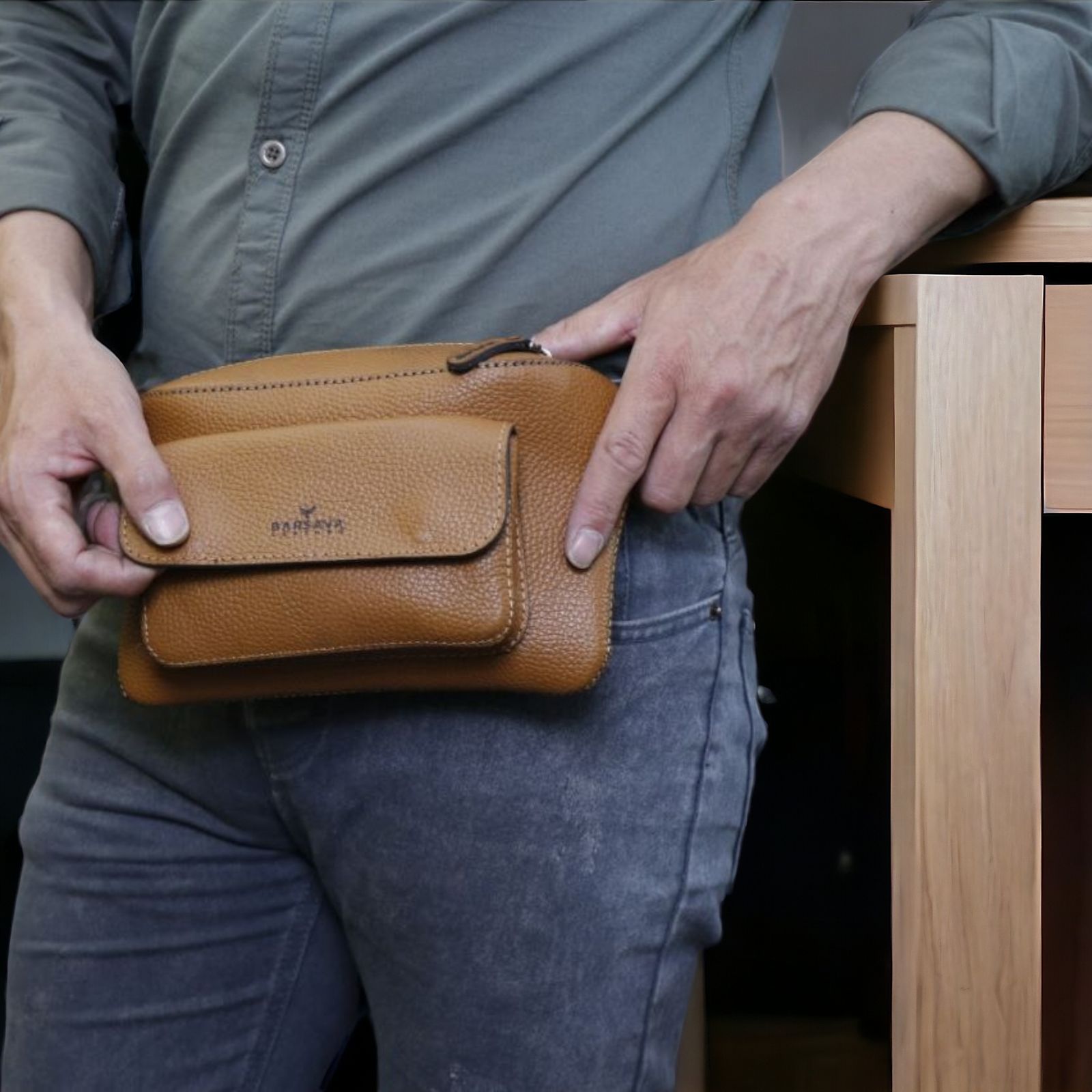 کیف کمری چرم بارثاوا مدل 1302 - - 4