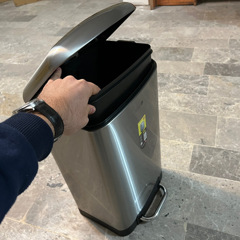 سطل زباله پدالی کنتراست مدل 20