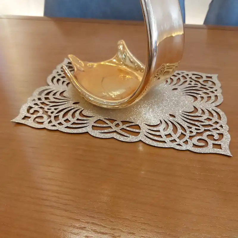 رومیزی طرح نسیم 3121