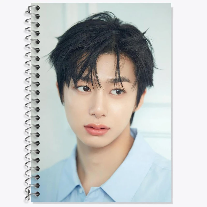 دفتر زبان 50 برگ خندالو مدل سه خط طرح هیونگ وون گروه مانستا اکس MONSTA X کد 21182