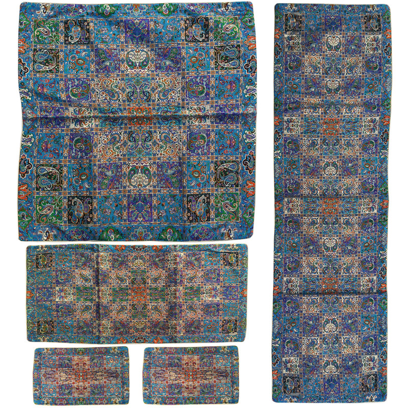 ست رومیزی ترمه ابریشم طرح خشتی کد 06 مجموعه 5 عددی