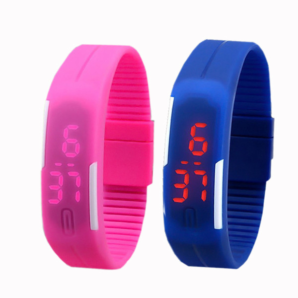 ساعت مچی دیجیتال مدل دستبند کد 44 بسته 2 عددی