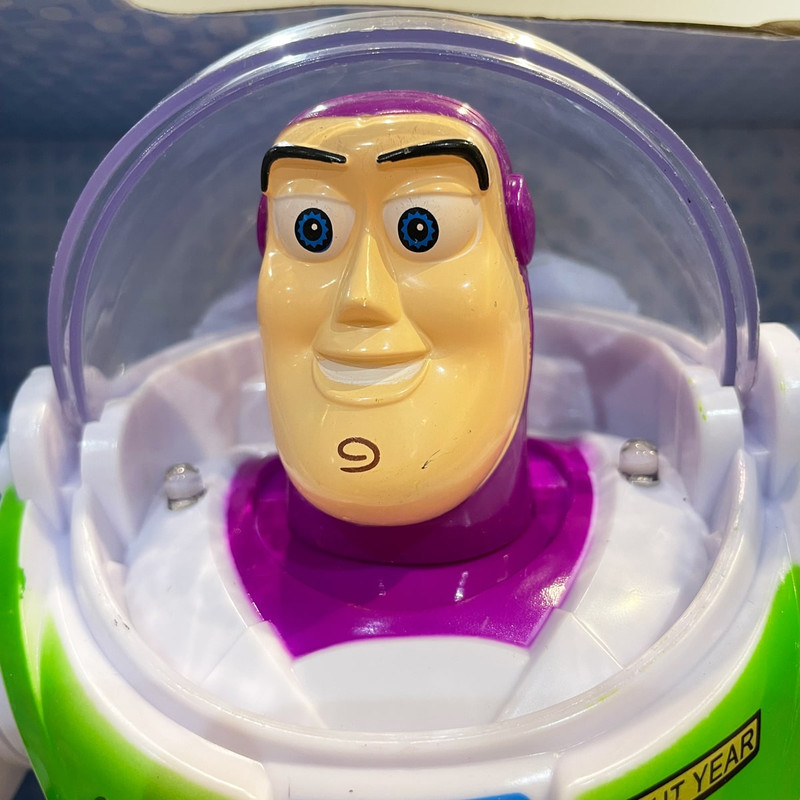 ربات مدل بازلایتیر کد 01