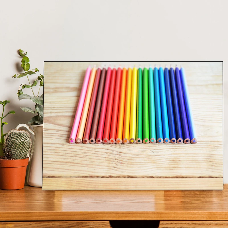 تابلو شاسی گالری استاربوی طرح مداد رنگی مدل Amazing 142