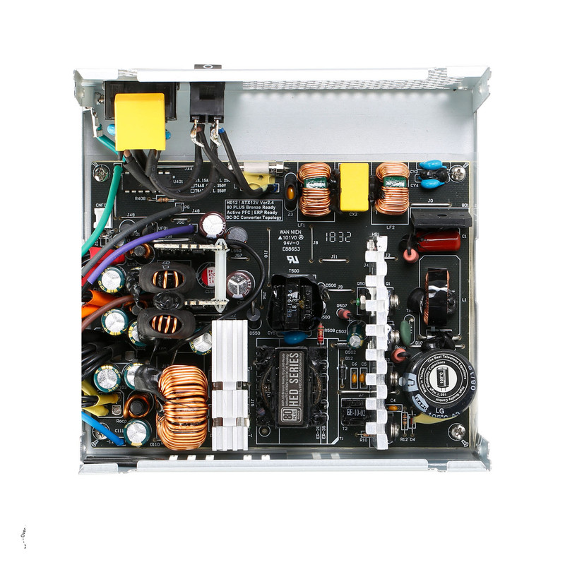 منبع تغذیه گرین مدل GP530A-HED