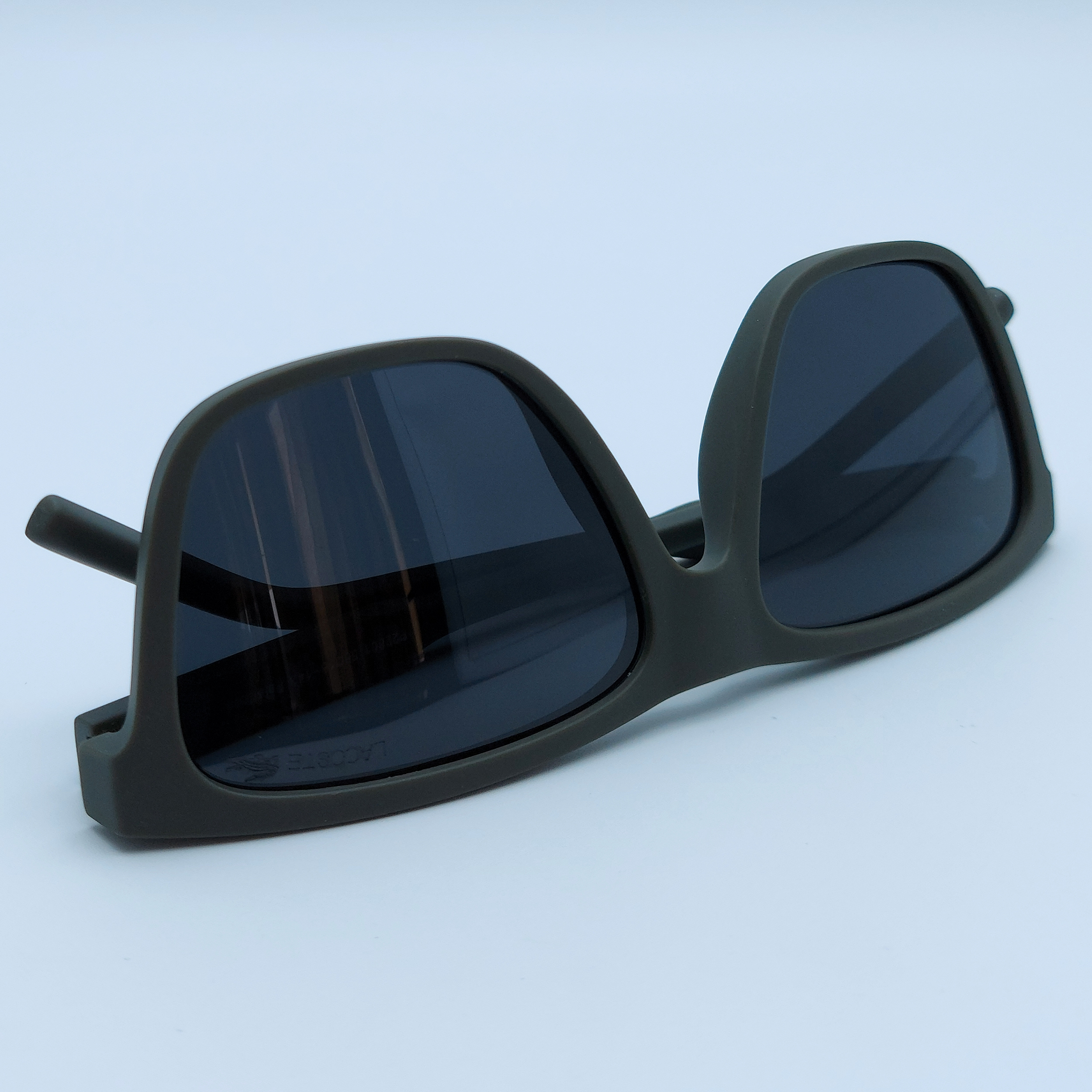 80 gray tint sunglasses