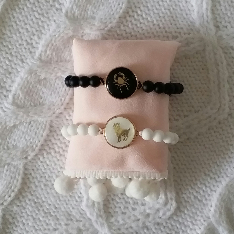 دستبند بچگانه مدل ماه تولد فروردین و تیر F13 مجموعه 2 عددی