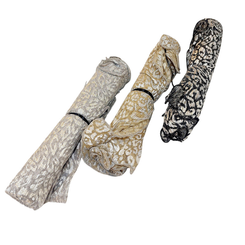 شال زنانه مدل مزونی توری طرح پلنگی حاشیه موجدار