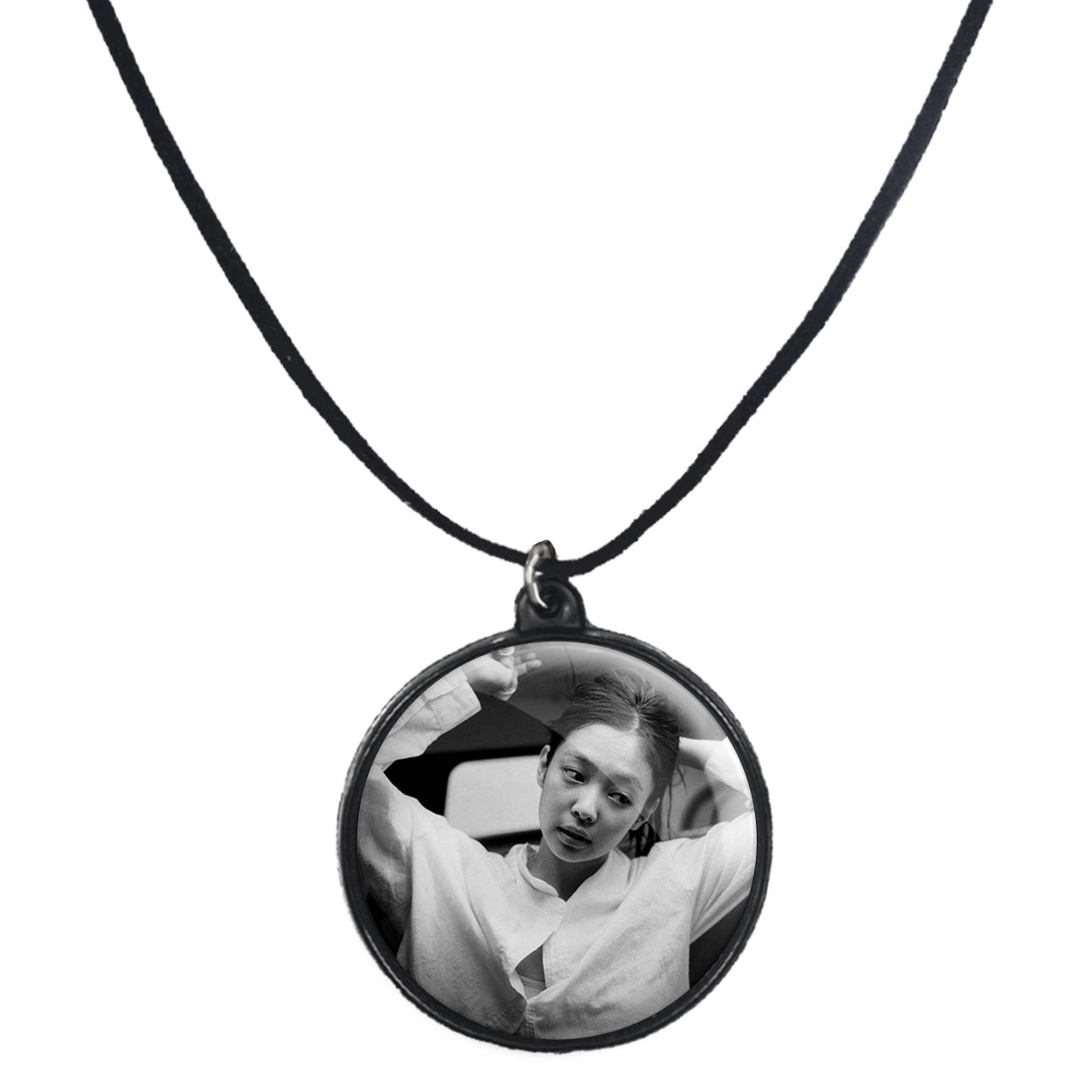 گردنبند پرمانه طرح بلک پینک کد pmb.6749 مدل دو طرفه