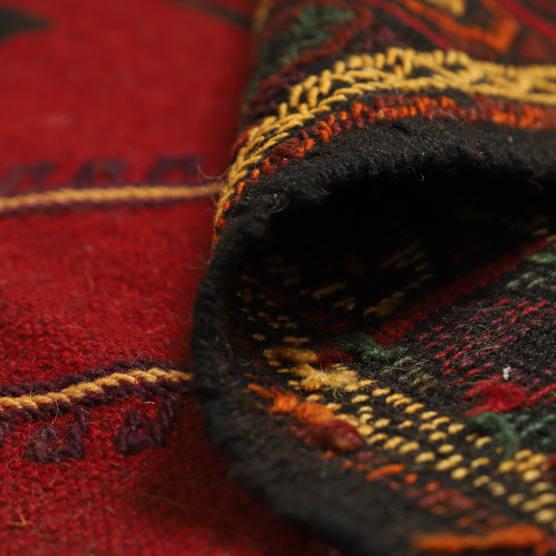 گلیم دستبافت یک و نیم متری مدل سفره کردی کد 40204125