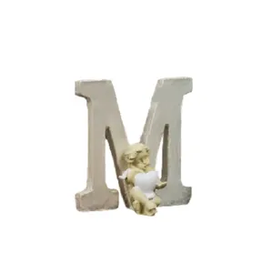 استند اسم اتاق کودک طرح حرف M