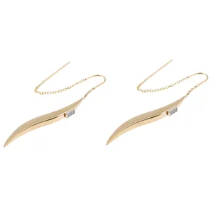 گوشواره طلا 18 عیار طرح برگ کد 019