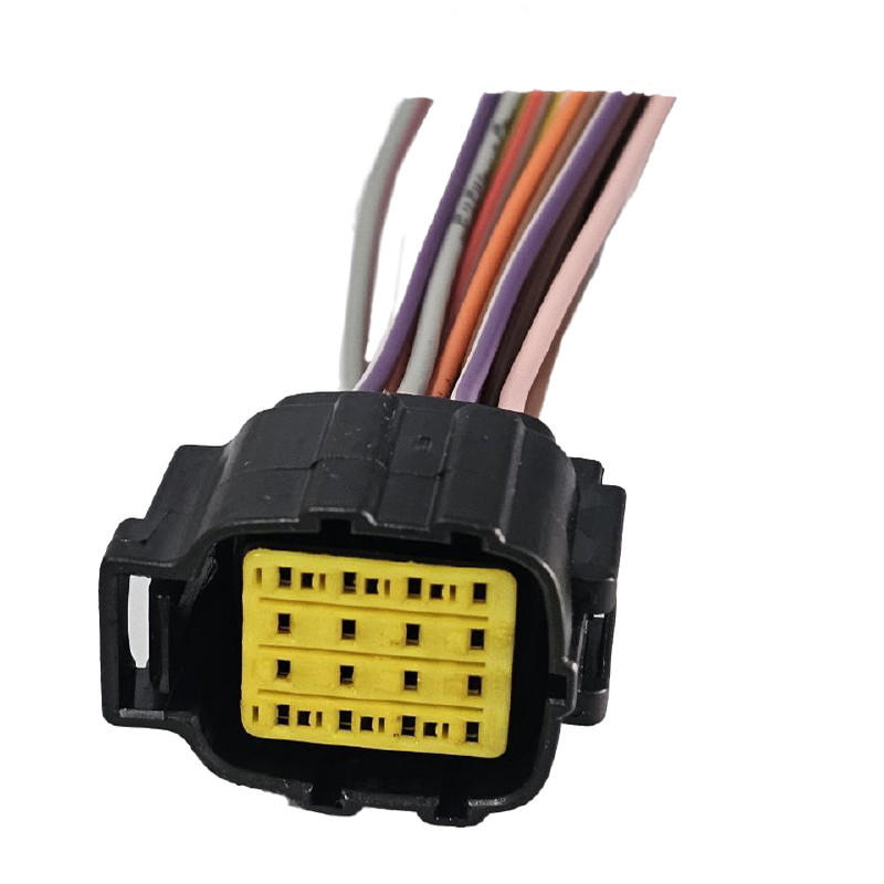 سوکت 16 فیش مادگی انژکتور کد bbz-026