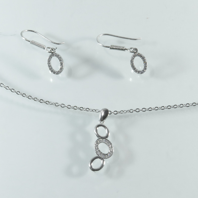 نیم ست نقره زنانه کد AV049