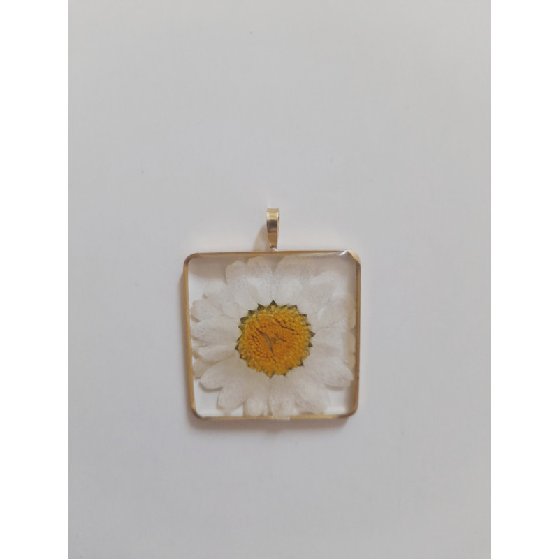 گردنبند دخترانه مدل گل بابونه گردنبند دخترانه مدل گل بابونه