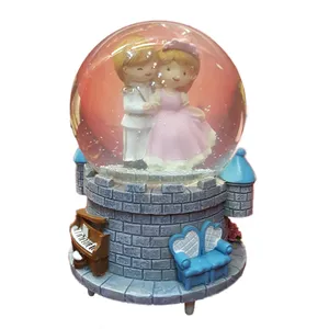 گوی موزیکال طرح قلعه کد t22