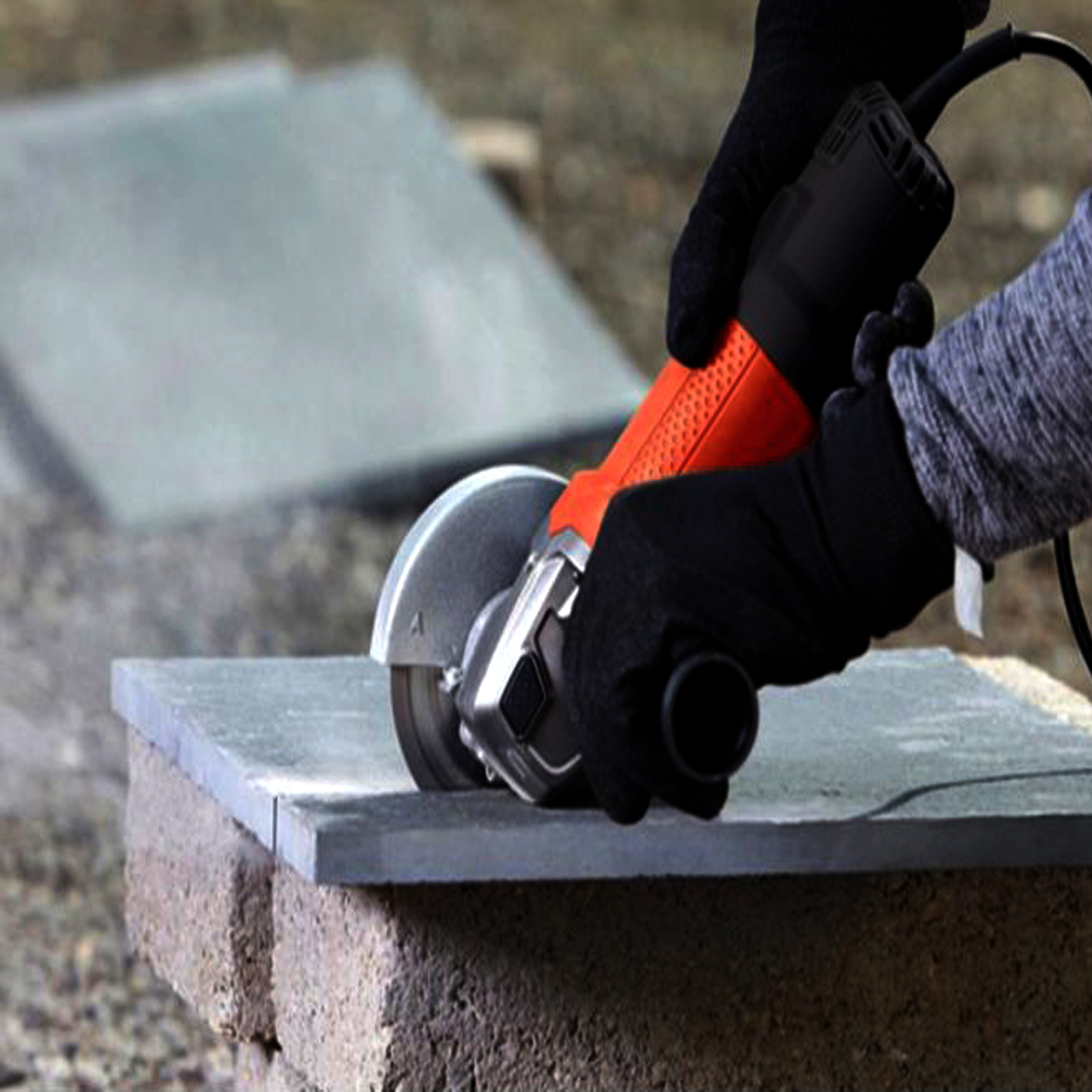 مینی فرز بلک اند دکر مدل BEG110