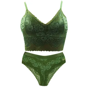 ست شورت و نیم تنه زنانه مدل دانتل رز رنگ سبز