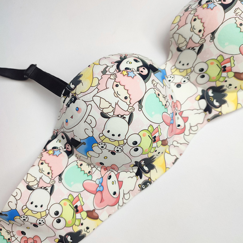 سوتین اسفنجی زنانه مدل لیزری دکلته جکدار طرح کیتی کاپ A کد 3192