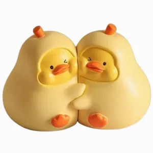 ست نمک‌پاش و فلفل‌پاش مدل جوجه گلابی مجموعه 2 عددی