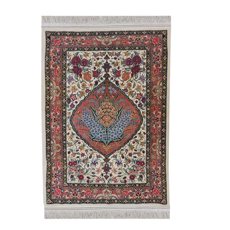فرش دستبافت یک و نیم متری کد 650