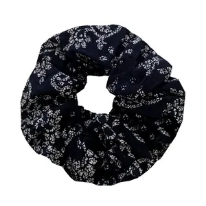 کش مو زنانه مدل اسکرانچی