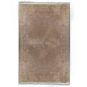 فرش ماشینی 1200 شانه فرش صرافیان زمینه بژ حاشیه بژ مدل ونوس