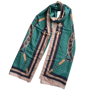 شال زنانه گوچی مدل نخی حاشیه راه راه کمربندی کد 68