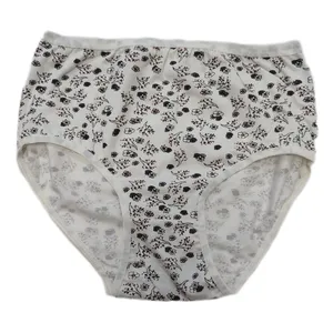 شورت زنانه مدل B2