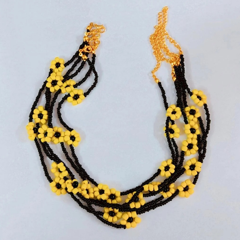 گردنبند دخترانه مدل منجوق شکوفه 02 گردنبند دخترانه مدل منجوق شکوفه 02