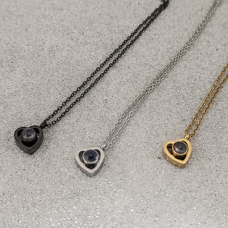 گردنبند زنانه مدل دوست دارم به صد زبان دنیا طرح قلب کد RKH_1747