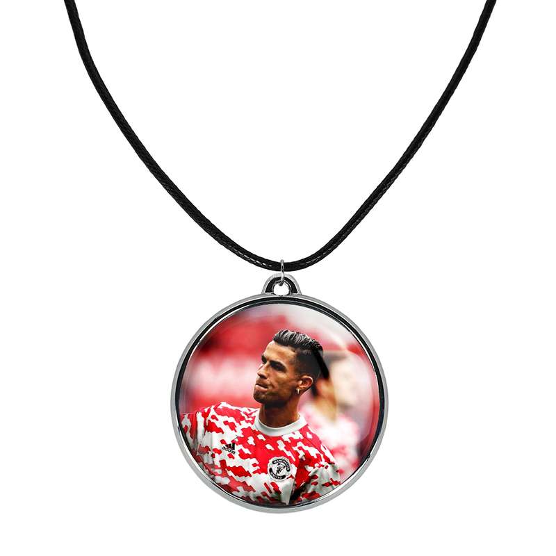 گردنبند خندالو مدل کریستیانو رونالدو کد 1390013898 گردنبند خندالو مدل کریستیانو رونالدو کد 1390013898