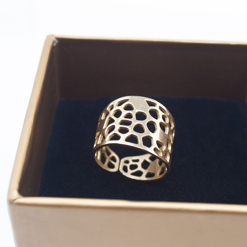 انگشتر طلا 18 عیار زنانه سهی مدل SR05