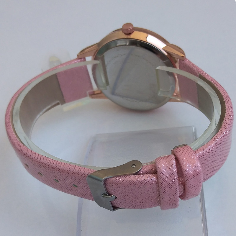 ساعت مچی عقربه ای دخترانه مدل ایفل کد 1200 ساعت مچی عقربه ای دخترانه مدل ایفل کد 1200