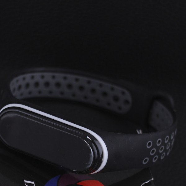 ساعت مچی دیجیتال مدل LE 3732 -ME-TO