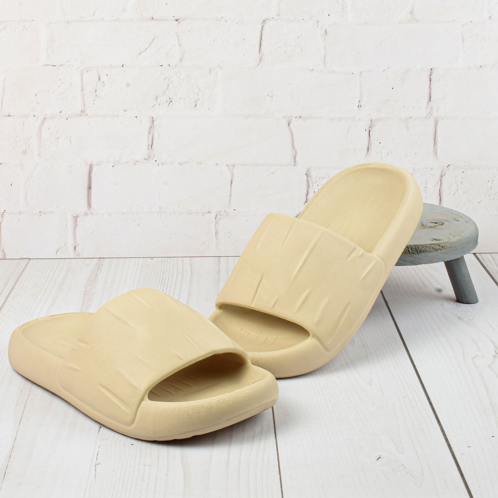 دمپایی زنانه شهپر مدل پریا نرمینه PK.4070 -  - 32