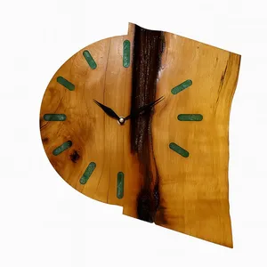 ساعت دیواری چوبی ورزین مدل 112