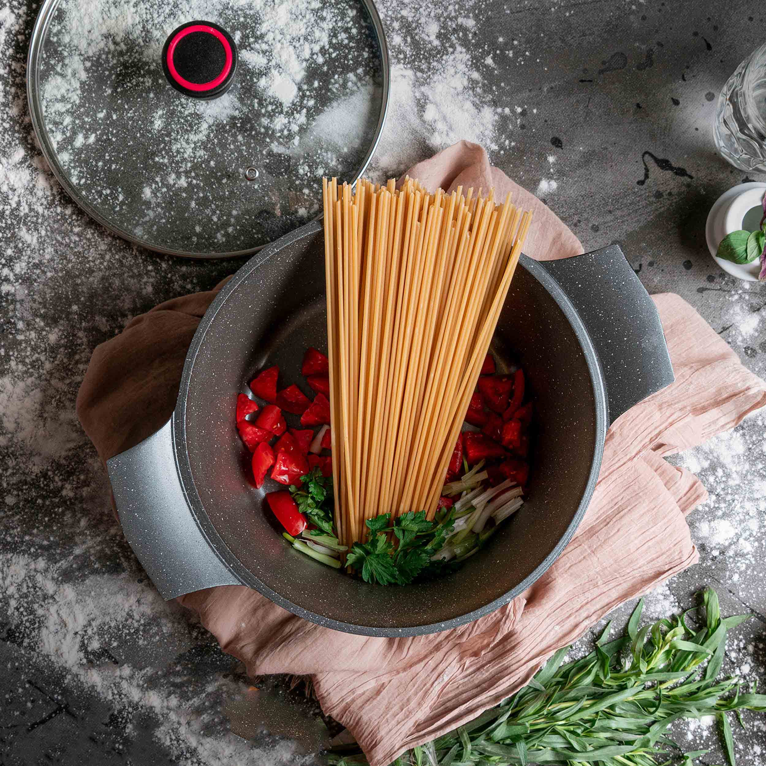 قابلمه تکنو مدل ونوس سایز 32 قابلمه تکنو مدل ونوس سایز 32