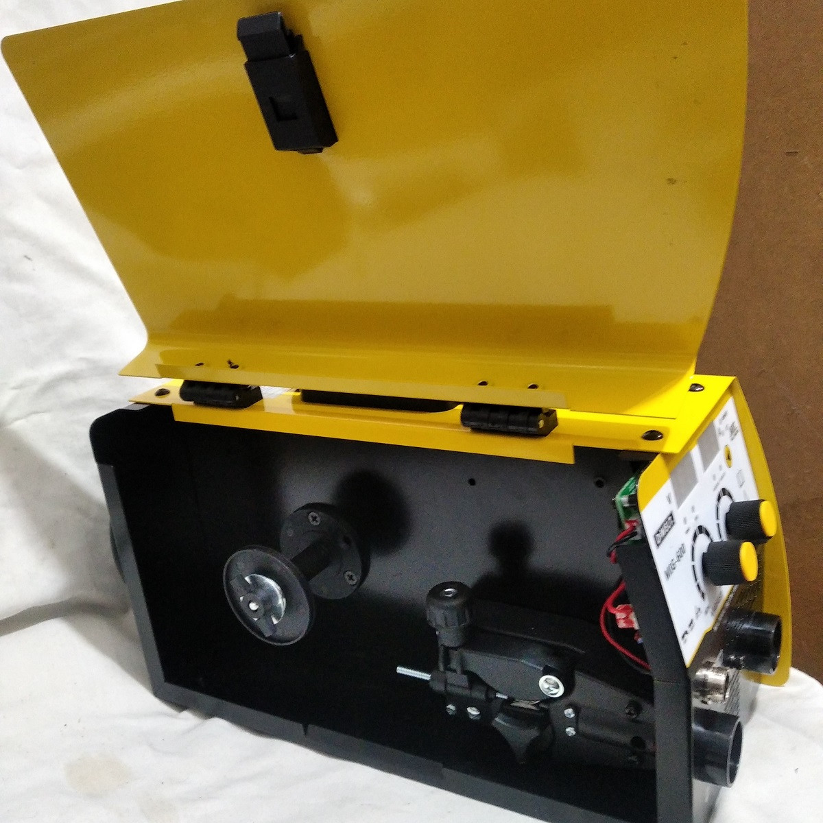 دستگاه جوش 300 آمپر دی اف ولت مدل  MIG-600 CO2