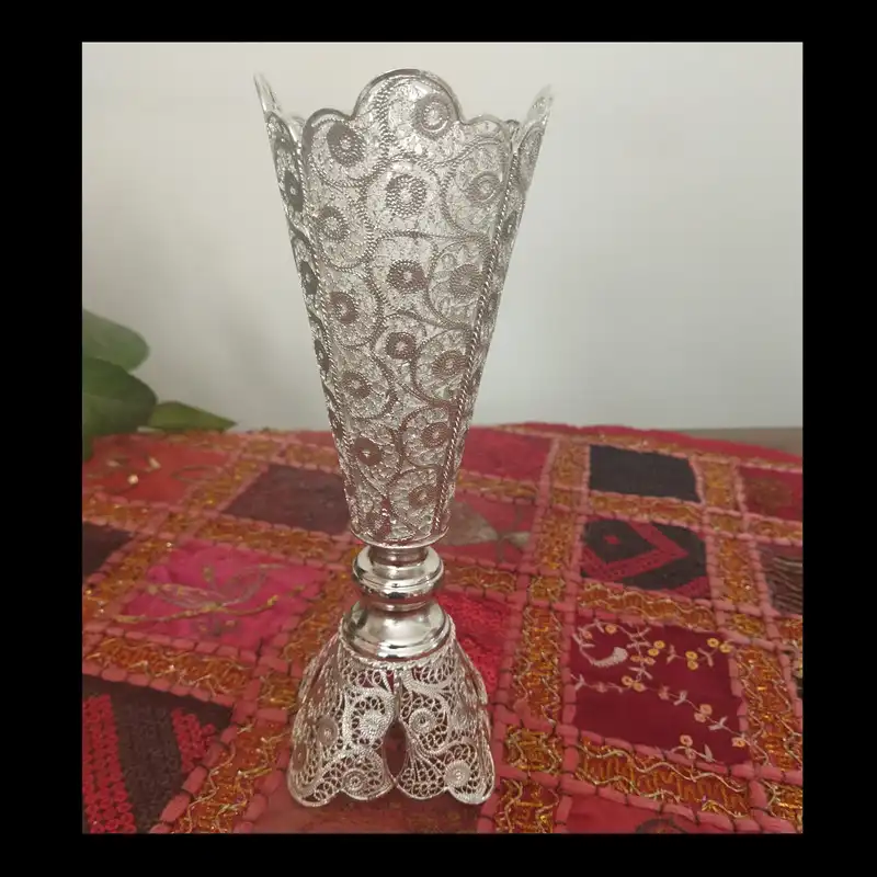 گلدان ملیله کاری مدل تاجدار کد 901