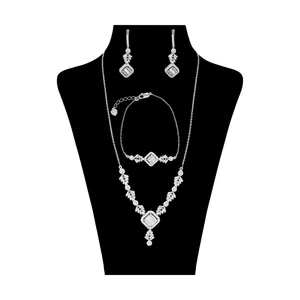 نیم ست نقره زنانه سینانر مدل SNR-R069