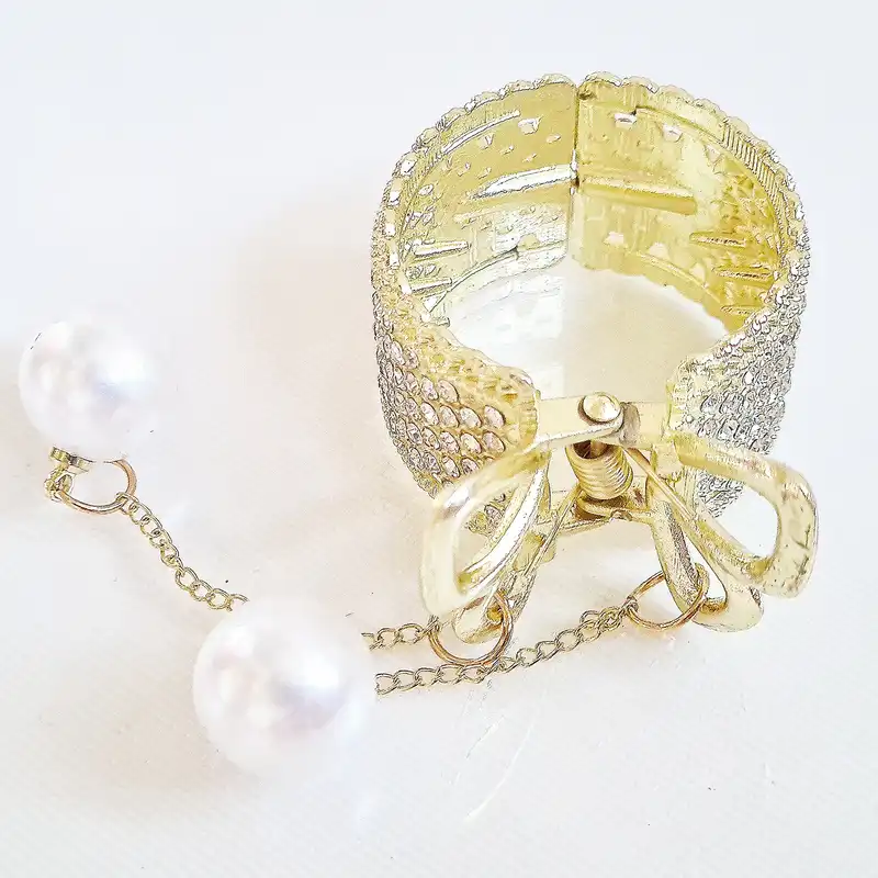 کلیپس مو زنانه مدل دم اسبی سامورایی آویزدار کد brg 1158