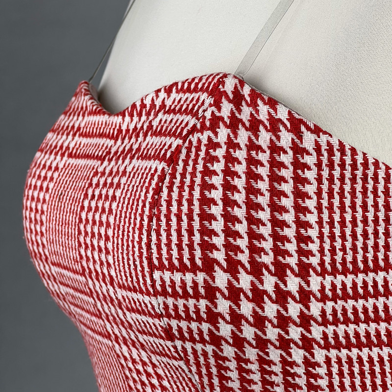 ست نیم تنه و دامن زنانه مدل شطرنجی کد AK1029