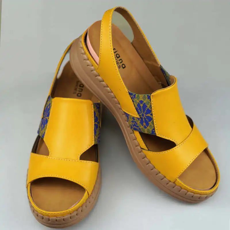 صندل زنانه مدل آیسان