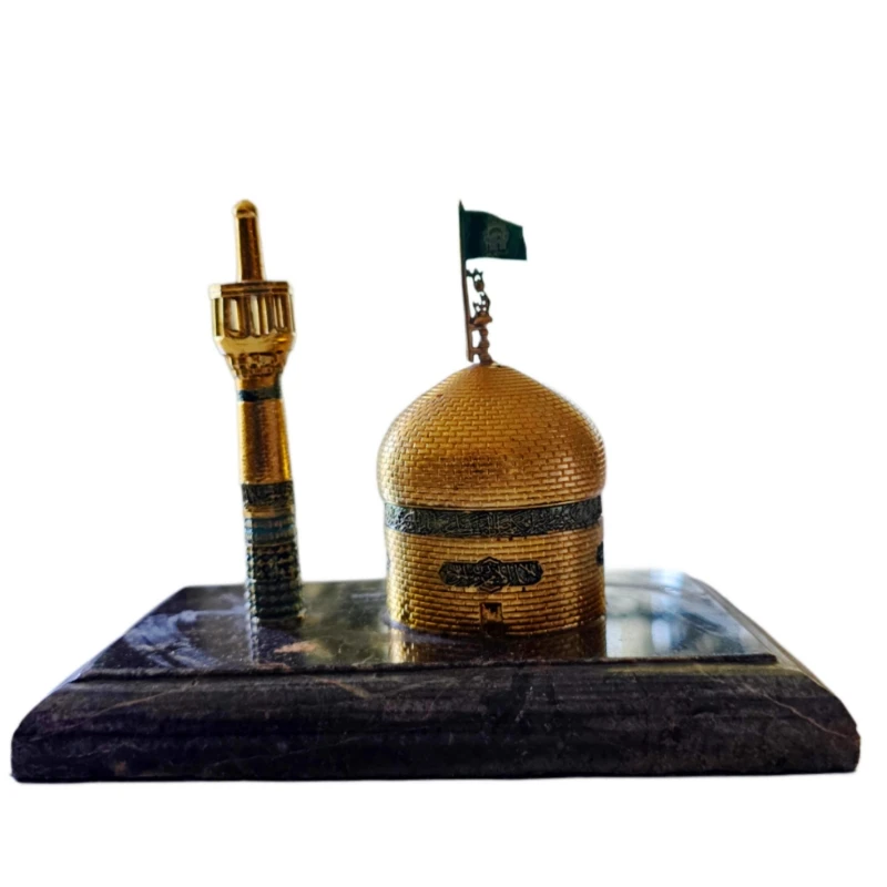 تندیس برنزی طرح گنبد گلدسته امام رضا