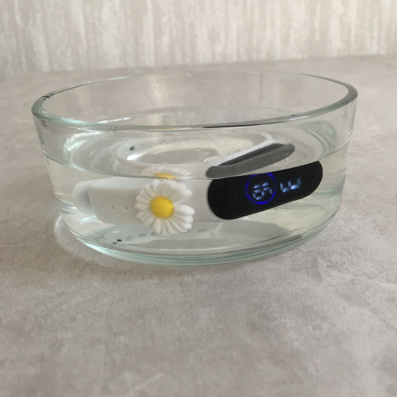 ساعت مچی دیجیتال بچگانه مدل ضد آب لمسی سیلکونی کد FLOWER WI TH 11 ساعت مچی دیجیتال بچگانه مدل ضد آب لمسی سیلکونی کد FLOWER WI TH 11