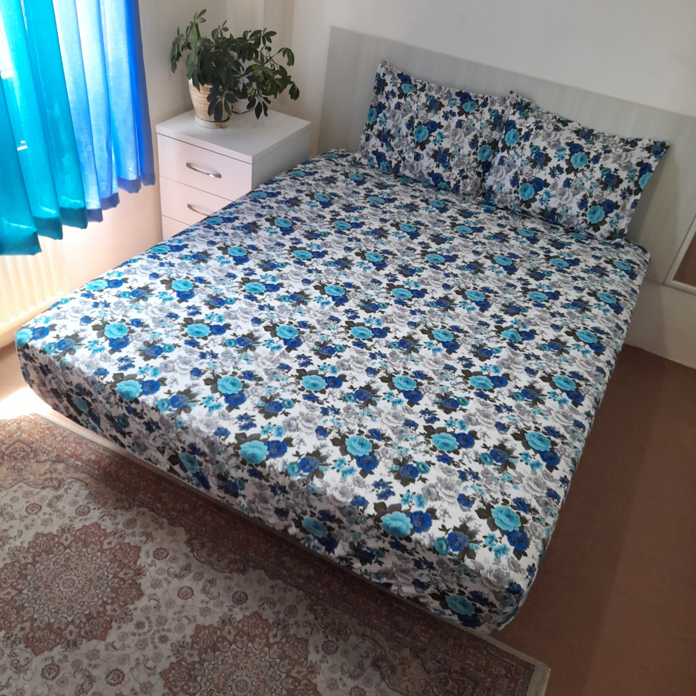 سرویس ملحفه مدل کشدار ni05081 طرح گلدار کد 160 دو نفره سه تکه