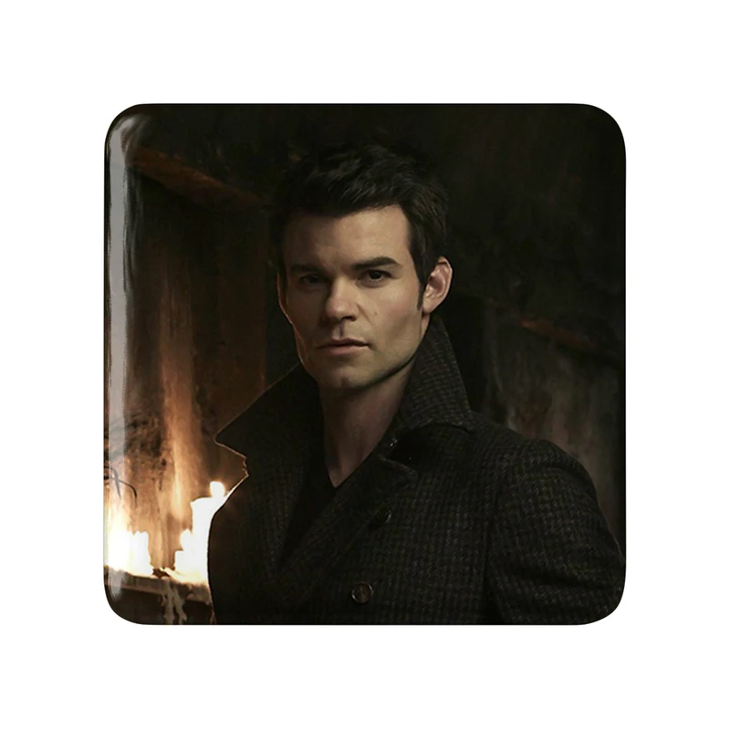 مگنت خندالو طرح الایژا مایکلسون اصیل ها The Originals  مدل مربعی کد 20309