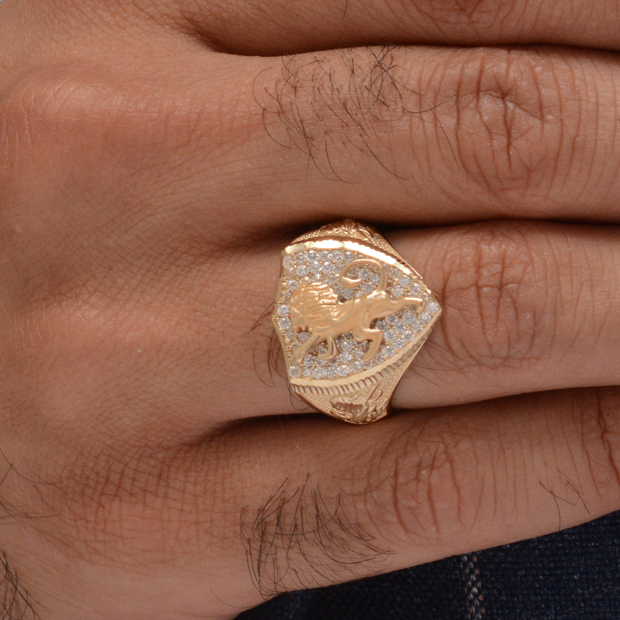 انگشتر طلا 18 عیار مردانه طلای مستجابی مدل شیر کد 62 انگشتر طلا 18 عیار مردانه طلای مستجابی مدل شیر کد 62