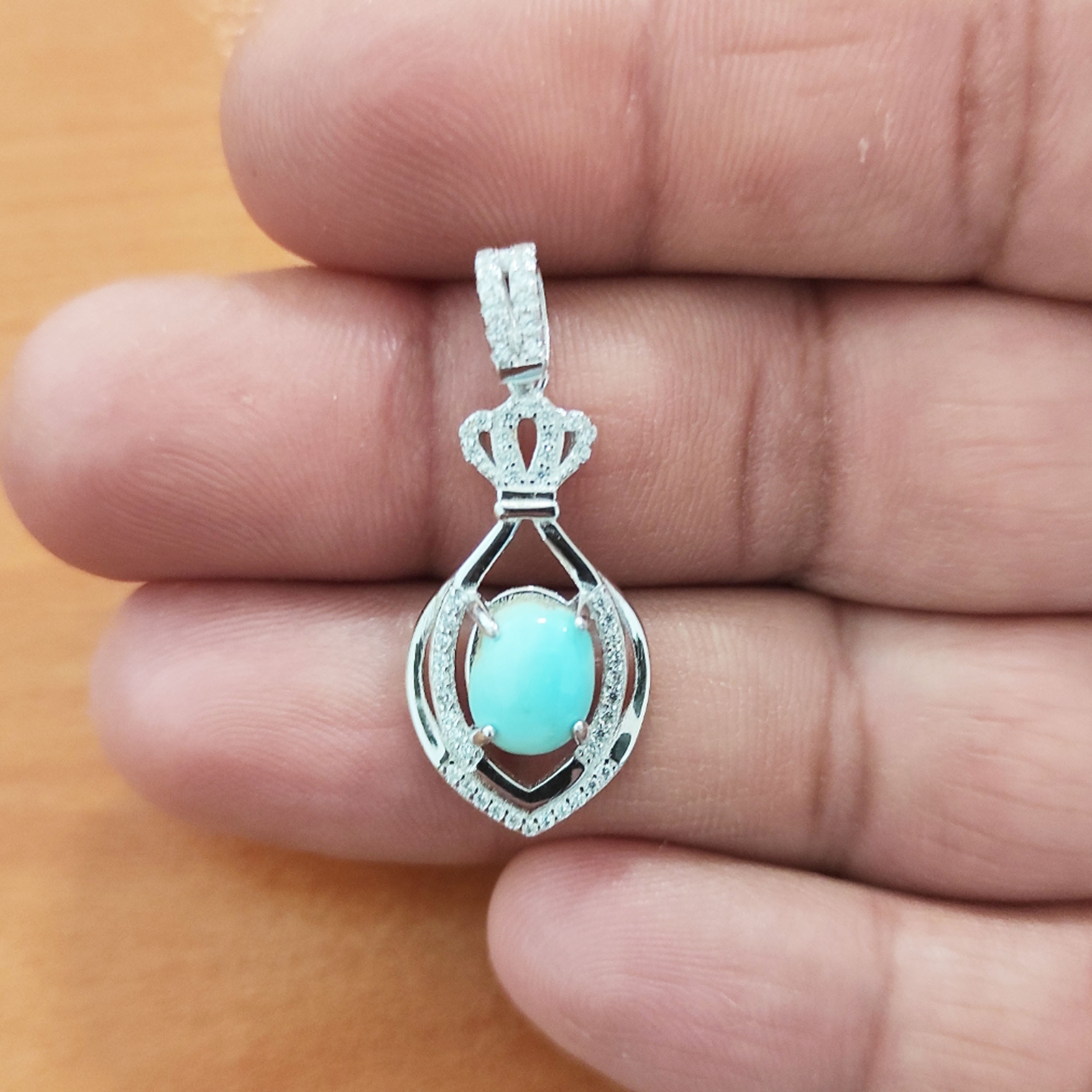 آویز گردنبند نقره زنانه مدل نگین فیروزه نیشابور کد AV27946 آویز گردنبند نقره زنانه مدل نگین فیروزه نیشابور کد AV27946